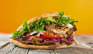 Menú Kebab + Patatas + Bebida