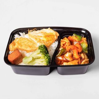 Bento Pollo Kongbao