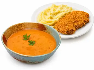 Meniul zilei Supa crema de legume si snitel de pui cu piure