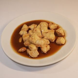 44. Pollo con mandorle