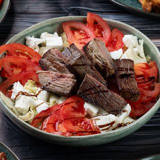 სტეიკის სალათი