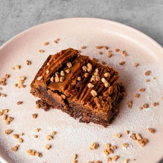 Brownie de chocolate com manteiga de amendoim