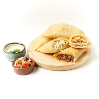 Empanada de Carne Picada