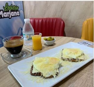 Petit Déjeuner Hollandais