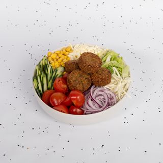Falafel (homemade) Salata - vege
