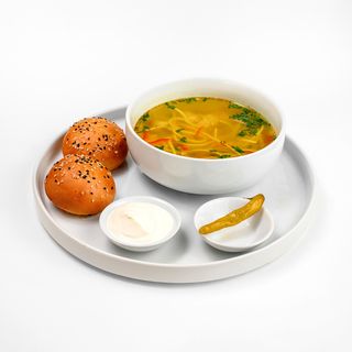 Zamă de pui de casa