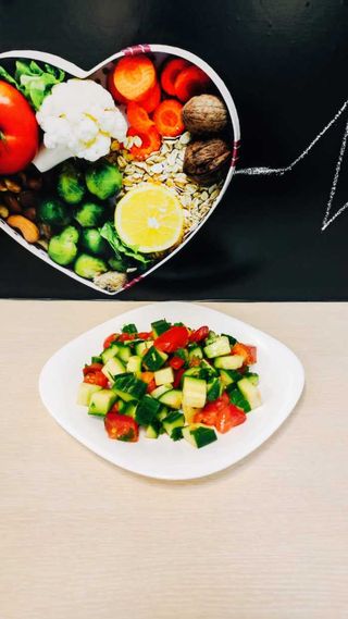 Чобан салата с дресинг от нар(100г)