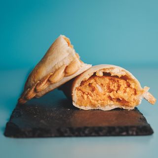 Empanada Grão e Caril