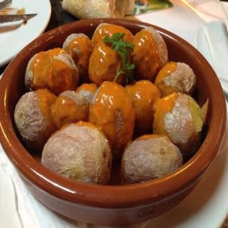 Papas Arrugadas Con Mojo Canario