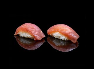 Нигири тон (80гр)