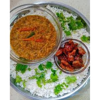 Pojo served with rice