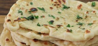 Garlic naan