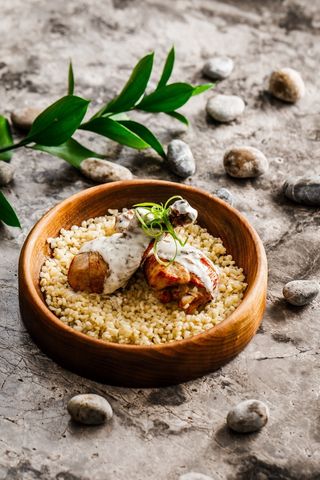 Куриная голень с булгуром.