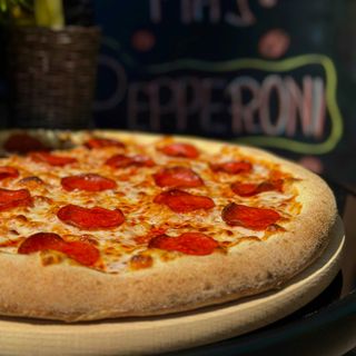 25. Pepperoni  (40cm)
