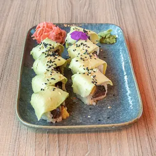 California maki awokado tuńczyk