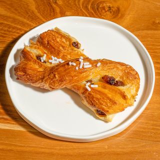 Treccia canditi e uvetta