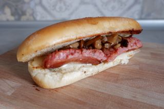 Panino con salsiccia