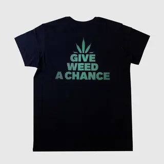 T-shirt Give Weed A Chance