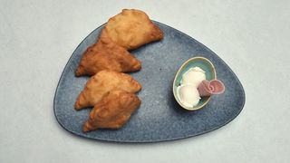 Punjeni uštipci sa šunkom