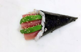 Temaki De Atún (1 Ud.)