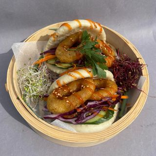 Bułeczki Bao z Tofu z wasabimayo i warzywami