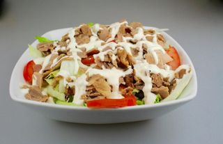 Plato Kebab Mixto + Patatas + Ensalada + Pan Y Salsas