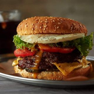 Мега великий Біф 450г(звичайний)(відрізняється від фото без листа салату)