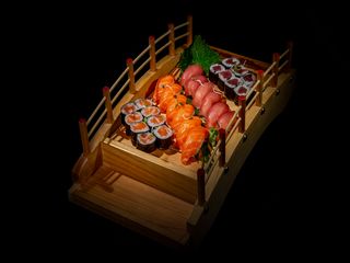 143. Bandeja Sushi Sake Maguro (28 Uds.)