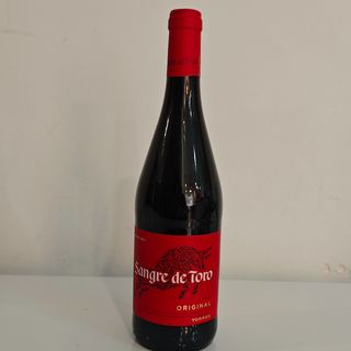 Vino tinto Sangre de Toro