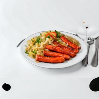 Carnaciori oltenesti la gratar cu varza calita