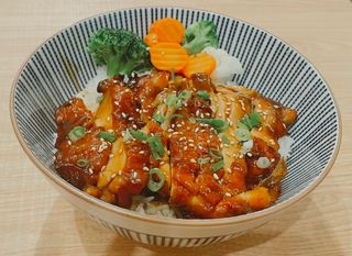 Teriyaki Don De Pollo