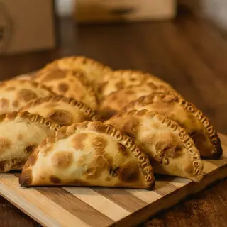 Provolone y Olivas