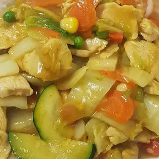 Kurczak w czerwonym curry lekko pikantny