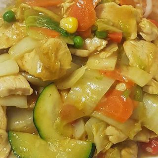 Kurczak w czerwonym curry lekko pikantny