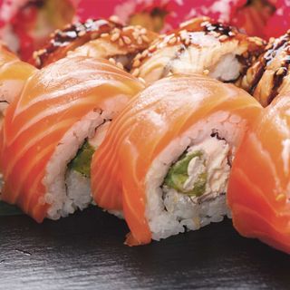 Salmon Roll 8 pezzi