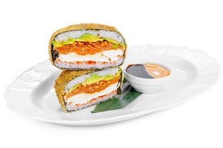 Суші бургер лосось