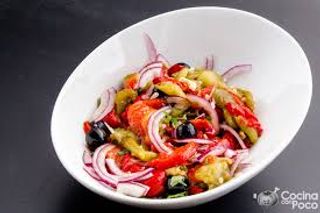 Tapa De Ensalada De Pimientos