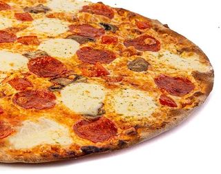 Итальянская с моцареллой и пепперони на тонком тесте 30 см 