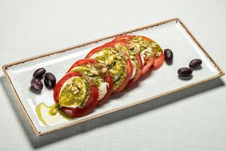 Салата Капрезе  (350г)