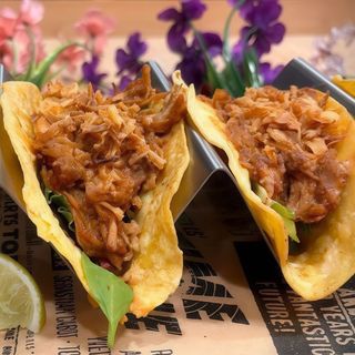 Tacos De Maiz Con Pulled Pork Macerado En Bbq