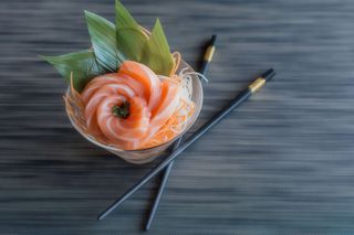 20 Sake Sashimi (8 Piezas)