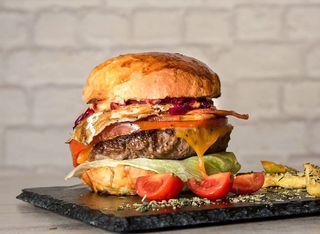 Телешки бургер