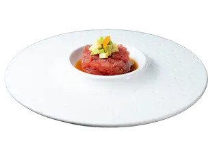 070. Maguro tartare
