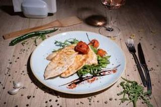 Piept de pui la gratar 200 g