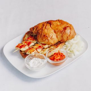 9. Pileći ražnjići u lepinji