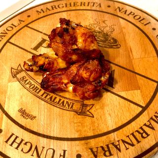 Alette di pollo al forno leggermente piccanti - 1 porzione