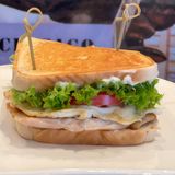 25. Sándwich de pechuga nº 25