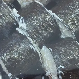 101-Futomaki De Salmón Y Queso (8 Uds.)
