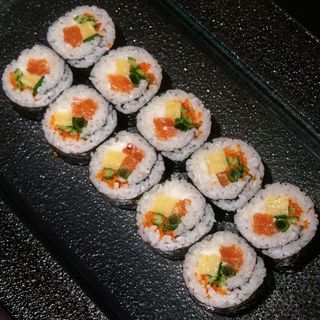 Футомаки саке / сьомга сет