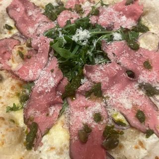 Піца з ростбіфом